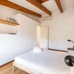 Molino Delle Armi Near Metro Blue Διαμέρισμα *