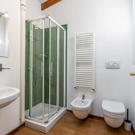 Molino Delle Armi Near Metro Blue * Μιλάνο