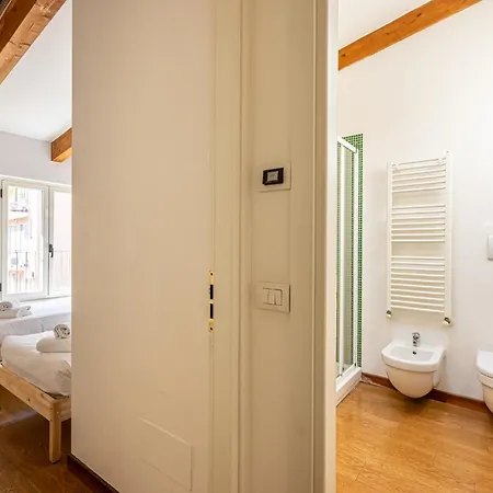 Molino Delle Armi Near Metro Blue * Μιλάνο